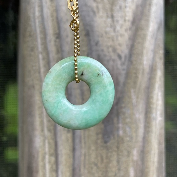 Vintage Natural Green Jade Pi / Bi / Donut / Circle Pendant - Picture 3 of 4